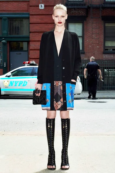 Look 14